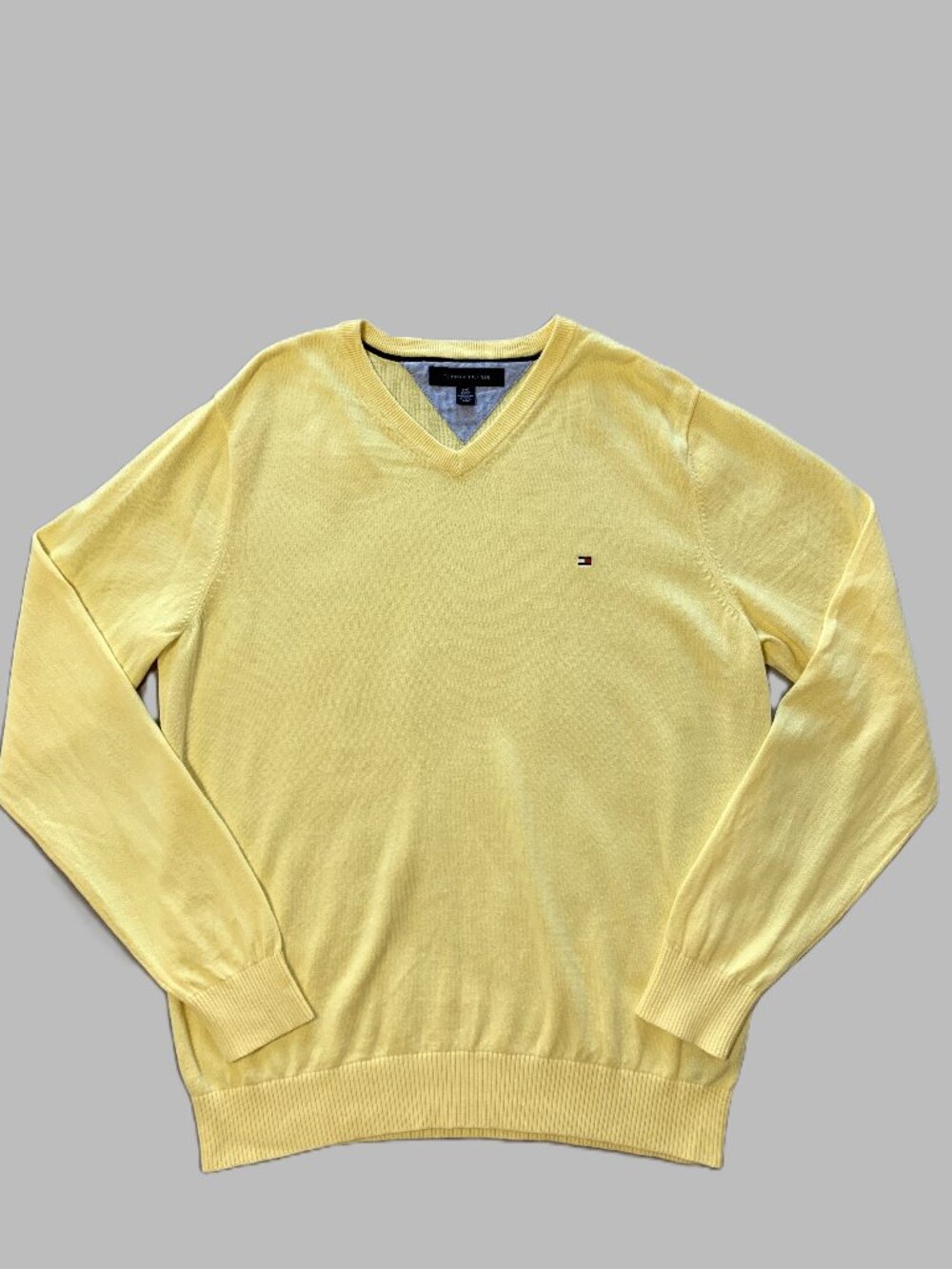 Tommy Hilfiger Men’s V‑Neck Yellow Long Sleeve Classic Sweater Preppy Size L
